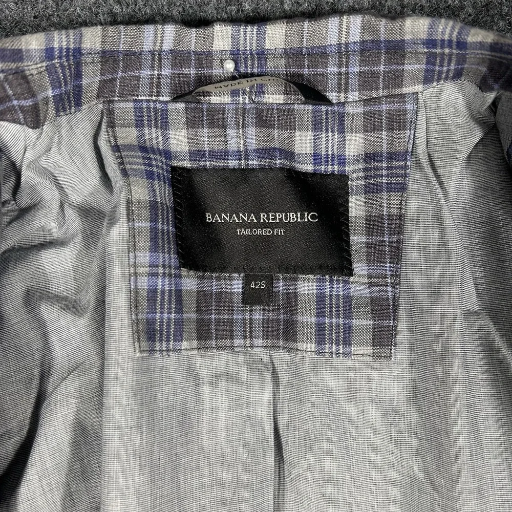 Banana Republic Sport Coat L Mens 42S Plaid 100 Linen Tailored Fit Chore Jacket